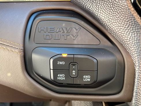 Used 2026 RAM 2500 Limited AWD/4WD image 34