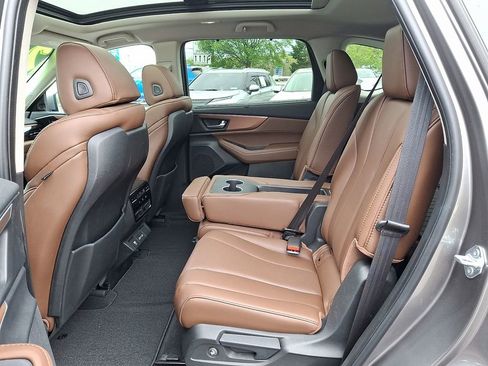 Certified 2024 Acura MDX SH-AWD w/ Technology Package image 10