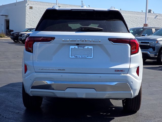 New 2027 GMC Terrain Denali w/ LPO, Floor Liner Package AWD/4WD image 18