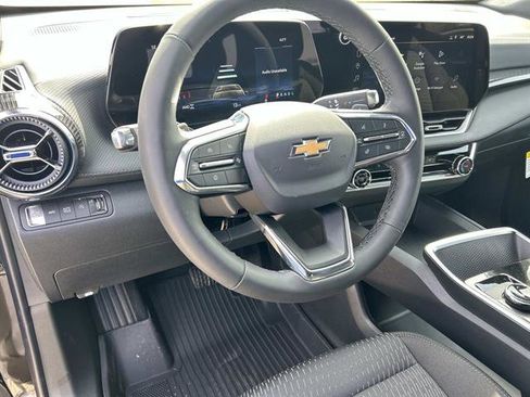 New 2026 Chevrolet Equinox LT w/ Safety and Technology Package image 13