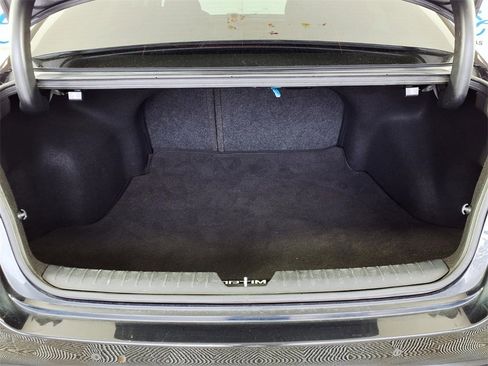 Used 2018 Kia Optima LX image 11