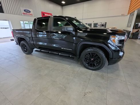 Used 2021 GMC Sierra 1500 4x4 Crew Cab w/ Sierra Value Package image 6