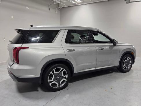 Certified 2025 Hyundai Palisade SEL FWD image 14