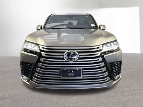 Used 2024 Lexus LX 600 4WD w/ Luxury Package image 27