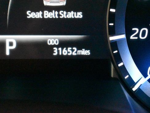 Used 2023 Toyota Highlander XLE image 24