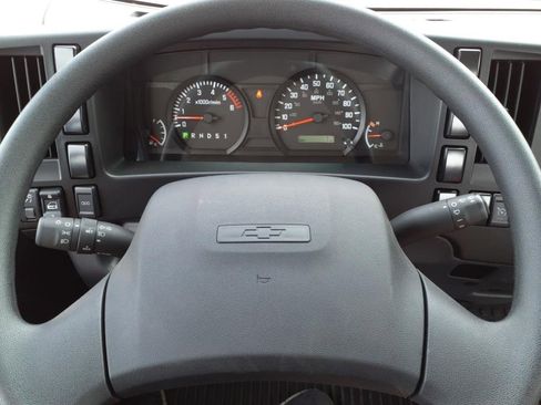 New 2025 Chevrolet Low Cab Forward image 18