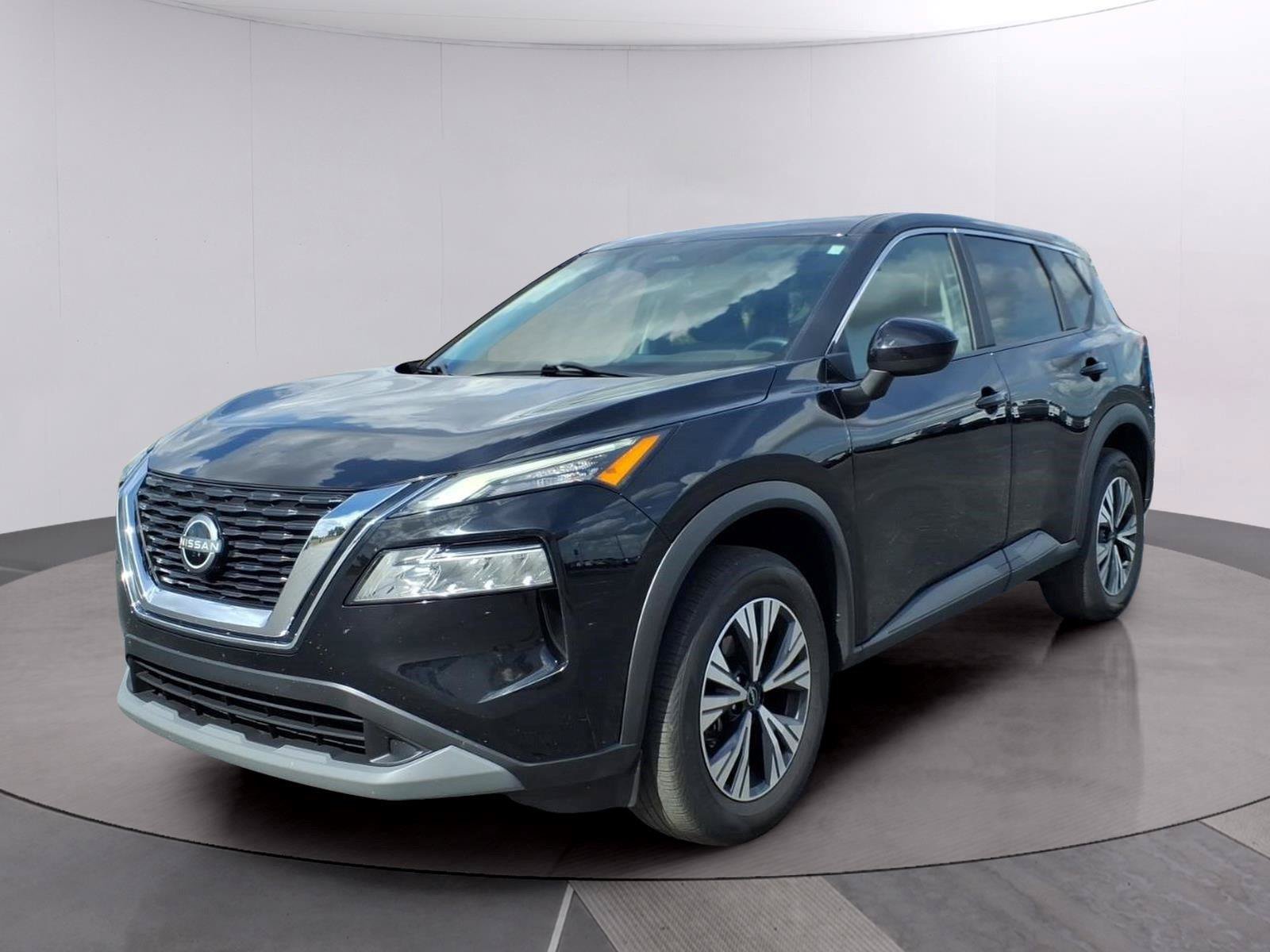 Used 2023 Nissan Rogue SV AWD/4WD image 1