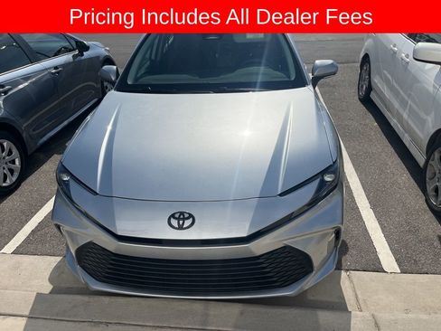 Used 2025 Toyota Camry LE FWD image 2