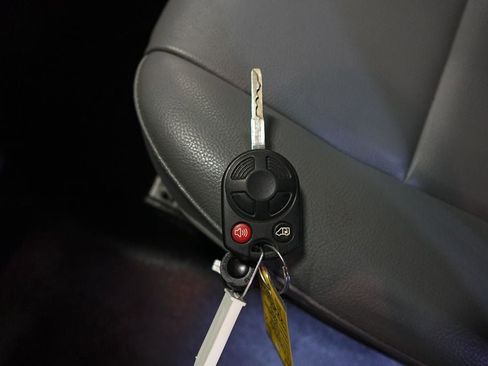 Used 2019 Ford Transit 250 130 Low Roof image 14