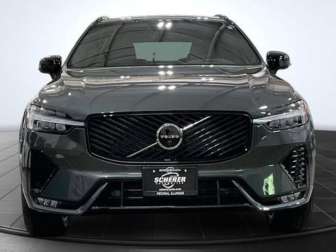 Certified 2026 Volvo XC60 B5 Plus w/ Climate Package AWD/4WD image 4