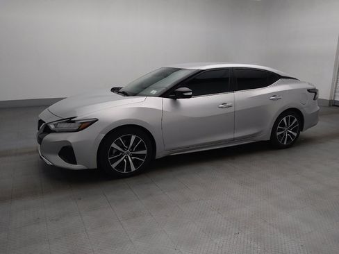 Used 2021 Nissan Maxima 3.5 SV w/ Floor Mat Group FWD image 2