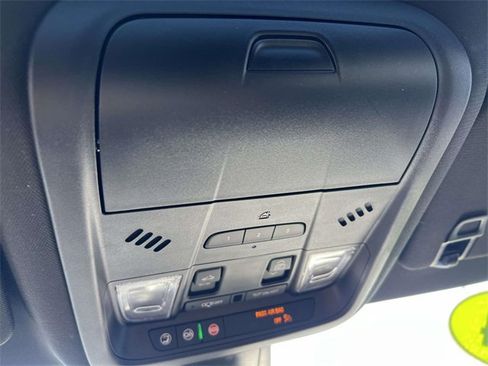 Used 2024 Cadillac XT6 Luxury w/ LPO, Floor Liner Package image 34