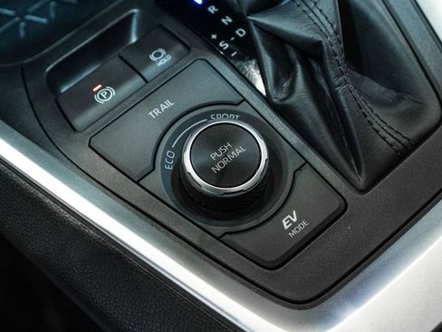 Certified 2023 Toyota RAV4 XLE image 19