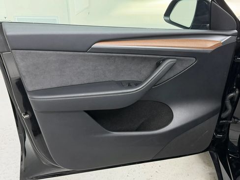Used 2023 Tesla Model Y Performance AWD/4WD image 92