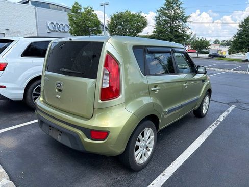 Used 2013 Kia Soul + w/ Audio Pkg FWD image 8