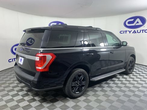Used 2020 Ford Expedition XLT w/ Equipment Group 202A image 3