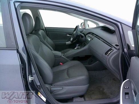 Used 2011 Toyota Prius Four image 21