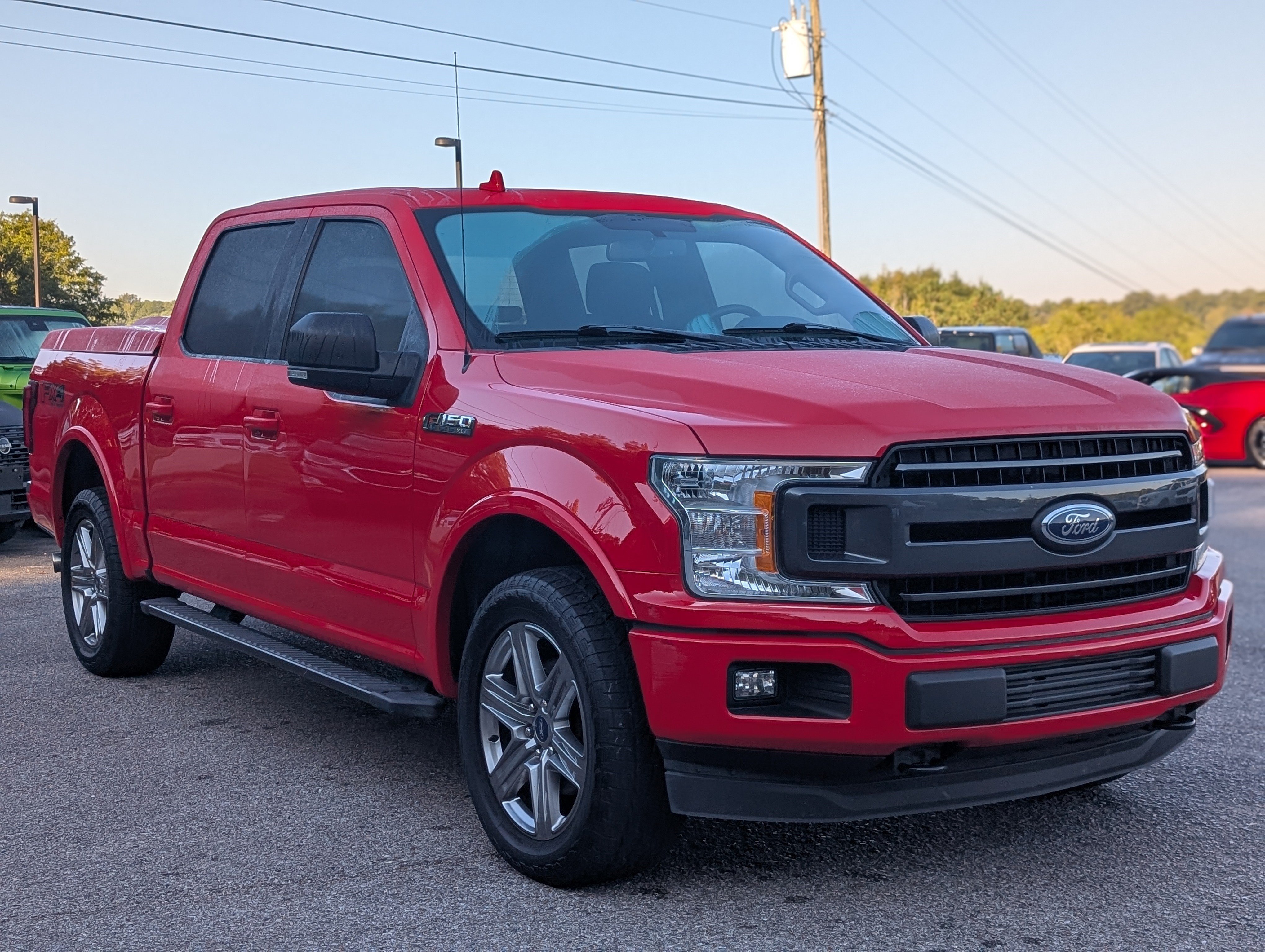 Used 2018 Ford F150 XLT w/ Equipment Group 302A Luxury AWD/4WD image 11