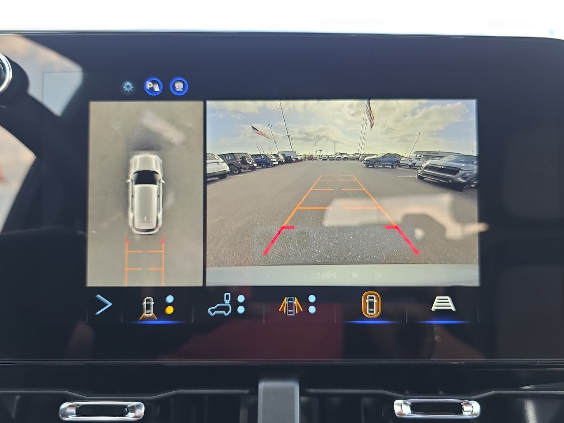 New 2027 Chevrolet Equinox ACTIV w/ Safety and Technology Package AWD/4WD image 20