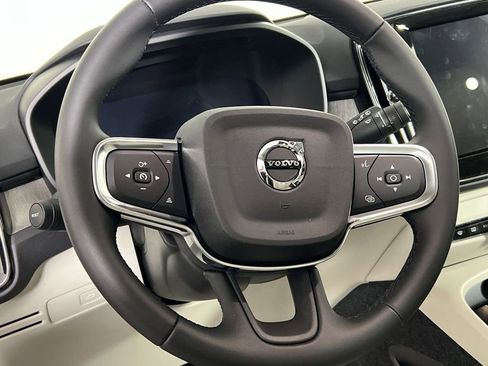 New 2026 Volvo XC40 B5 Plus w/ Protection Package Premier AWD/4WD image 10