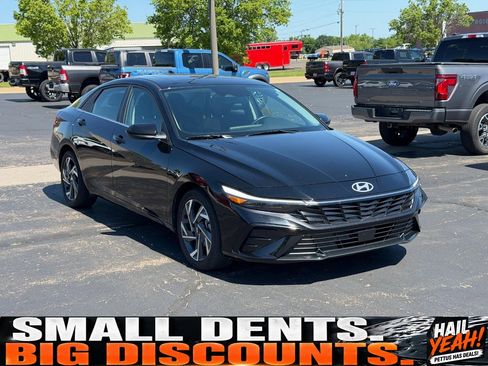 Used 2024 Hyundai Elantra SEL w/ Convenience Package FWD image 1