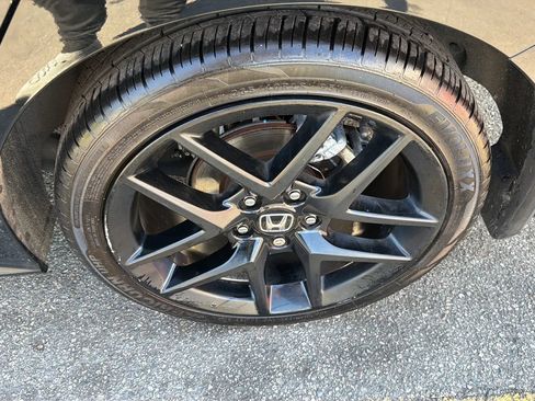 Used 2022 Honda Civic Sport image 9