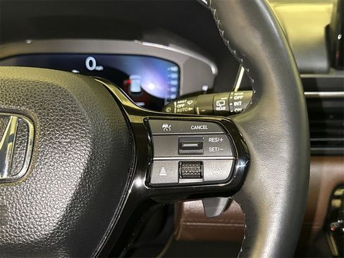 Certified 2023 Honda Pilot Elite image 36