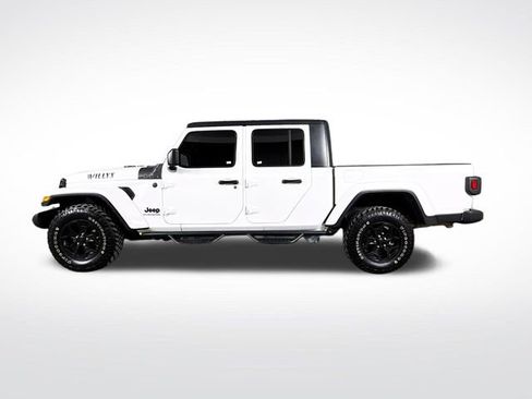 Used 2022 Jeep Gladiator Willys image 4