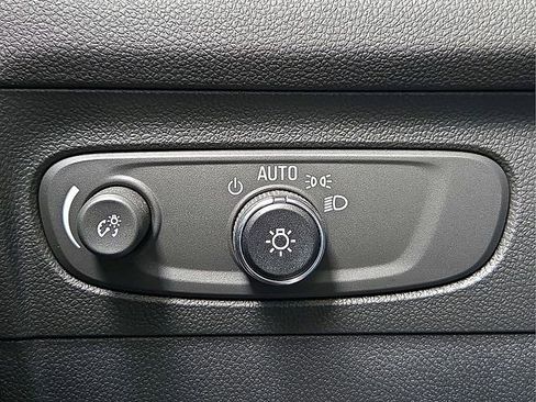 Certified 2023 Buick Envision Preferred FWD image 20