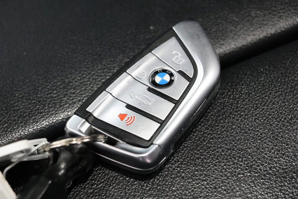 Used 2020 BMW X5 xDrive40i w/ Convenience Package AWD/4WD image 39