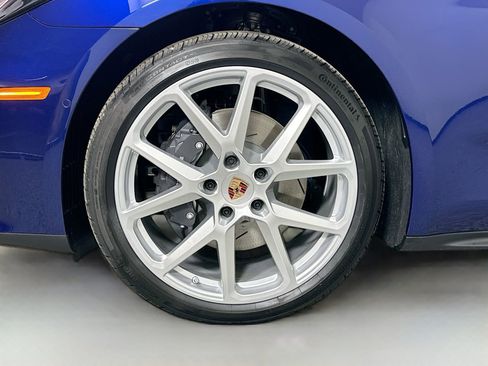 Certified 2026 Porsche Panamera 4 image 11