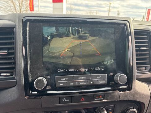 Used 2024 Nissan Frontier PRO-4X AWD/4WD image 19
