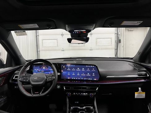New 2026 Chevrolet Traverse RS w/ LPO, Floor Liner Package AWD/4WD image 34