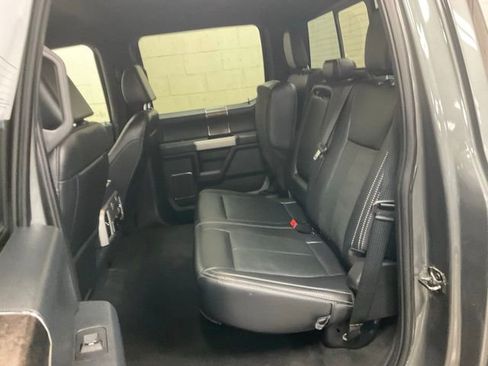 Used 2022 Ford F350 Lariat image 15