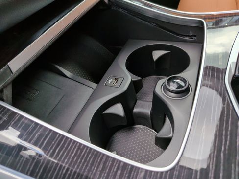 Certified 2025 BMW X5 xDrive50e w/ M Sport Package image 20