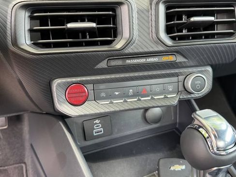 Used 2024 Ford Mustang Coupe RWD image 11