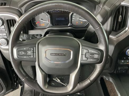 Used 2022 GMC Sierra 2500 Denali w/ Denali Black Diamond Edition image 20