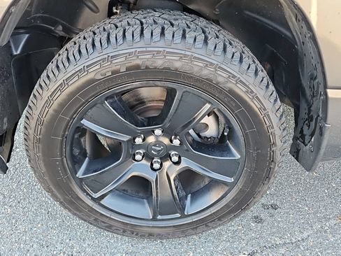 Used 2021 RAM 1500 Big Horn AWD/4WD image 32
