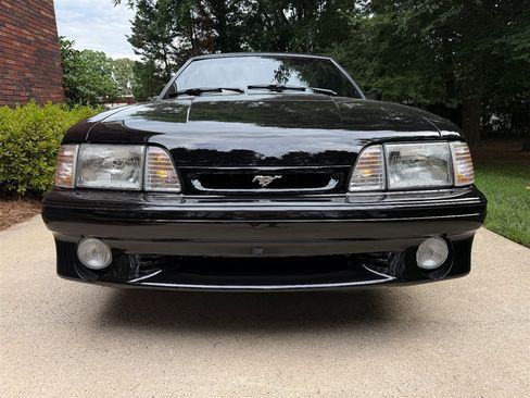 Used 1993 Ford Mustang Cobra RWD image 10