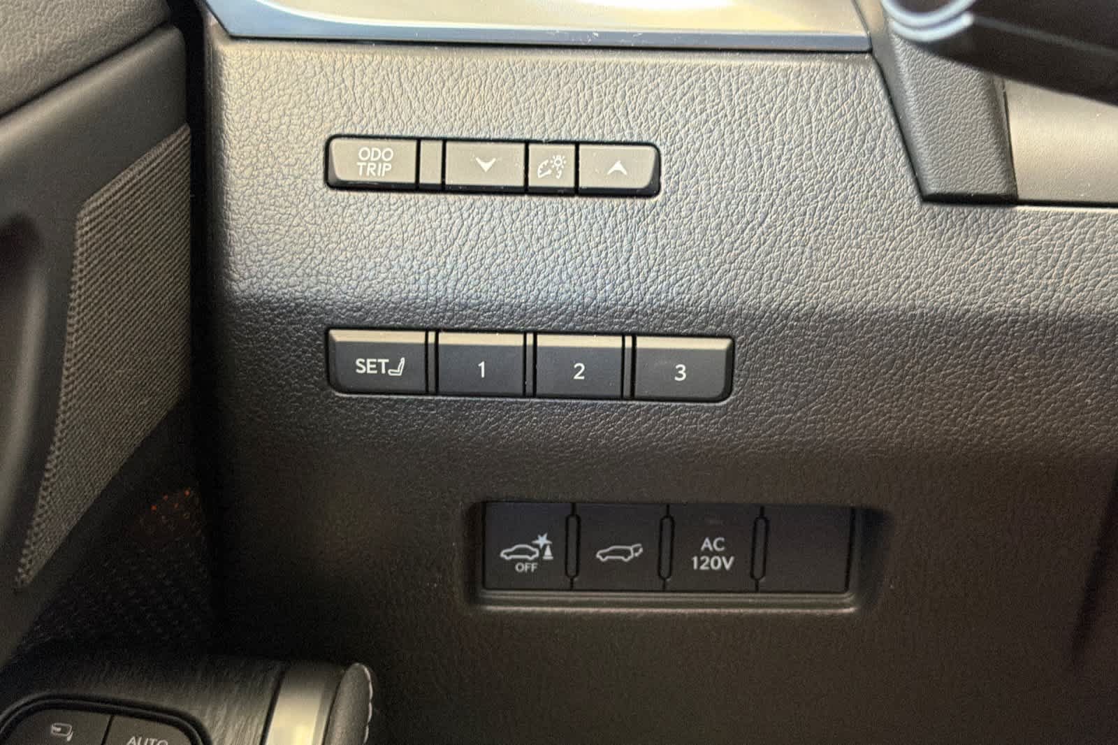Certified 2024 Lexus GX 550 w/ Accessory Package (Z1) AWD/4WD image 31