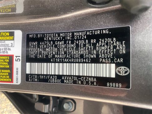 Used 2024 Toyota Camry LE w/ Convenience Package image 27