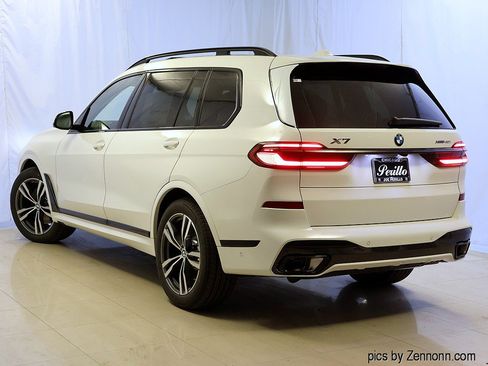 New 2027 BMW X7 xDrive40i w/ Executive Package AWD/4WD image 9