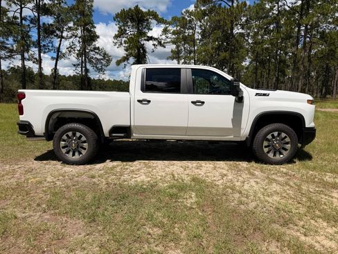 New 2026 Chevrolet Silverado 2500 Custom w/ Custom Value Package AWD/4WD image 6