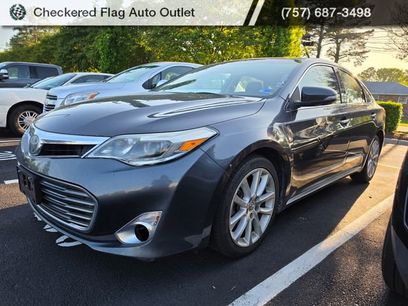 Used 2013 Toyota Avalon Limited w/ Technology Pkg
