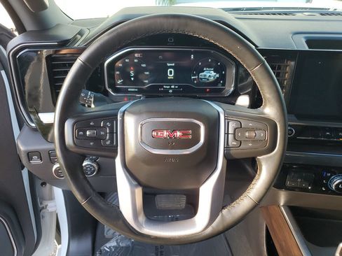 Used 2024 GMC Sierra 1500 SLT w/ SLT Premium Package AWD/4WD image 22