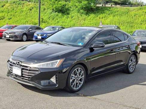 Used 2020 Hyundai Elantra Limited w/ Ultimate Package 03 FWD image 3