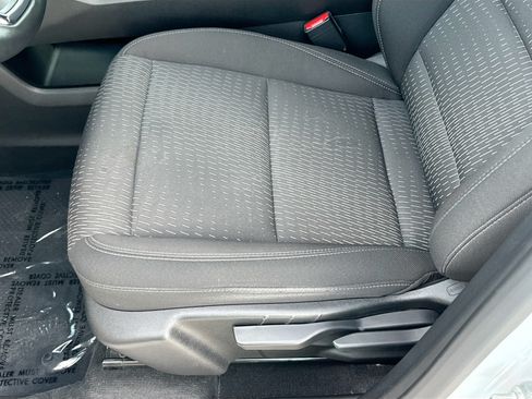 Used 2025 Chevrolet Equinox LT FWD image 19