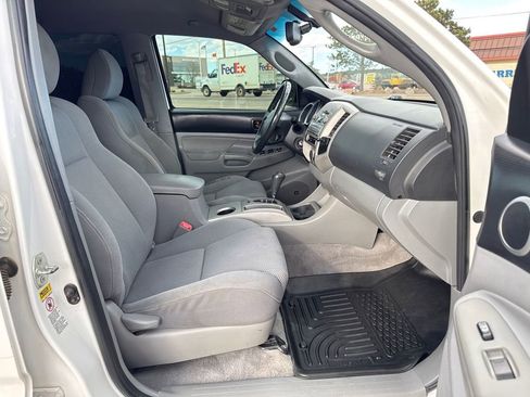 Used 2010 Toyota Tacoma 4x4 Double Cab image 15