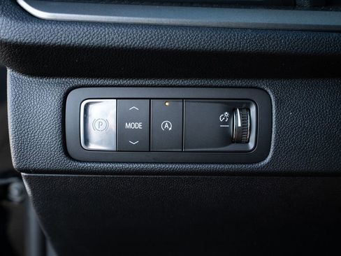 New 2026 Chevrolet Traverse LT image 18