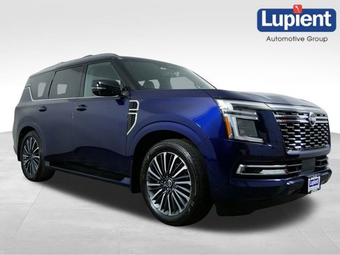 Used 2025 Nissan Armada Platinum Reserve image 1